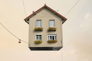 flying_house_Laurent-Chehere-2