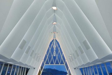 The-White-Chapel-Hong-Kong3