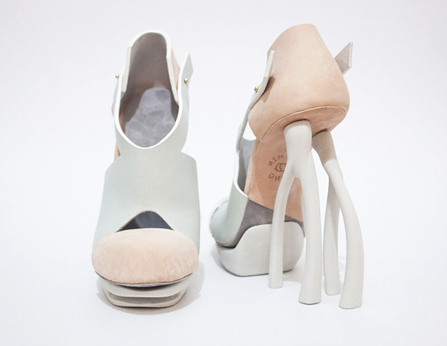 Chaemin-Hong-Bone-Inspired-3D-Printed-Shoes-High-Heels-Pumps-3