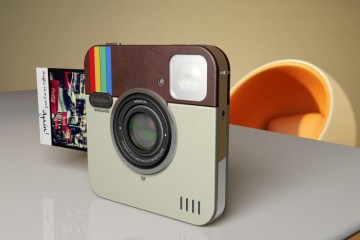 on-aime-le-design-fun-de-la-polaroid-socialmatic