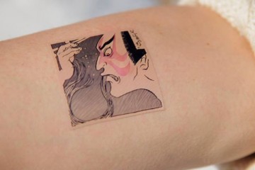 tatouage-allergie-spanky-few-tech