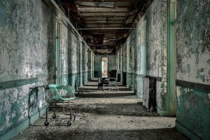 Abandoned-Asylums- Matt-Van-der-Velde-urbex-spanky-few